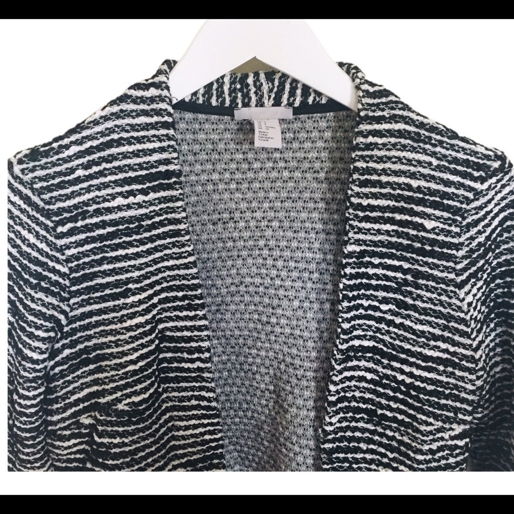 H&M Black Textured Tweed Cropped Blazer Academia Preppy Small - Picture 7 of 11